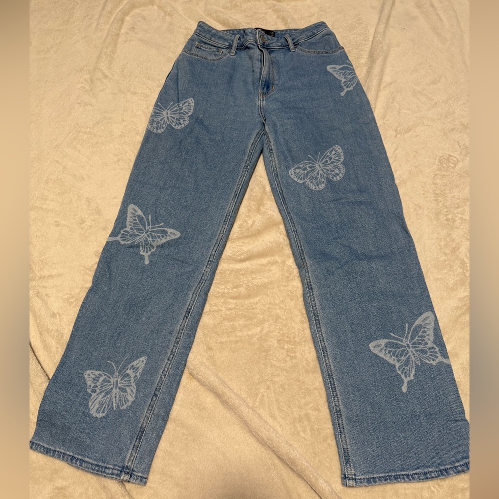 Hollister butterfly embroidered dad jeans
